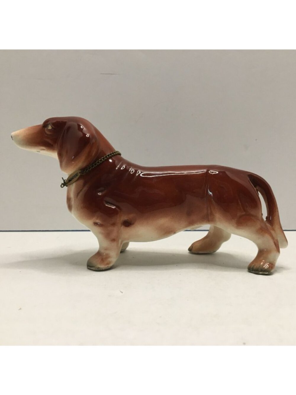 Ceramic Dachshund Dog Hand Painted Figurine Red Brown Collar Chain Japan - Picture 9 of 12